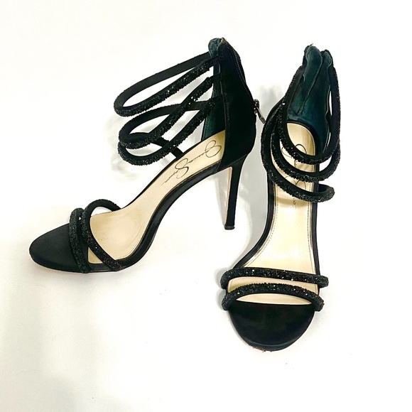 Women's high heel shoes. Size 8M - Picture 2 of 6